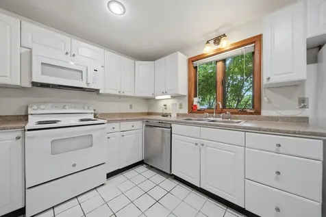 13 Hampton Towne Estates Hampton NH 03842