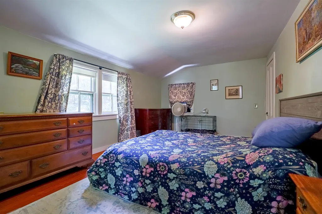 19 Rogers Road Bennington NH 03442