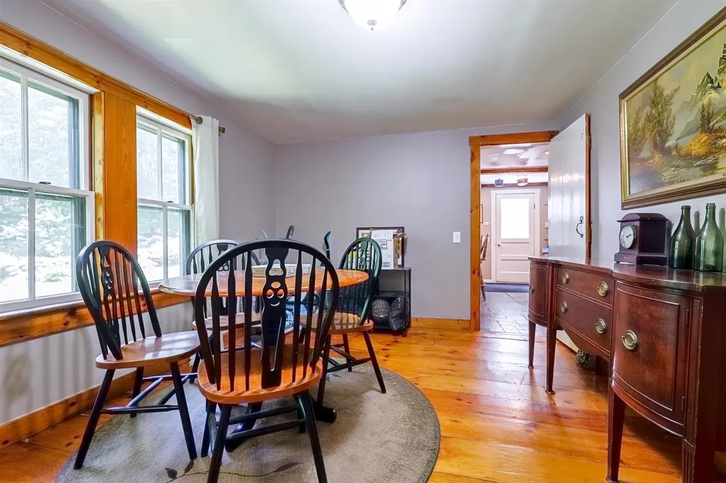 19 Rogers Road Bennington NH 03442