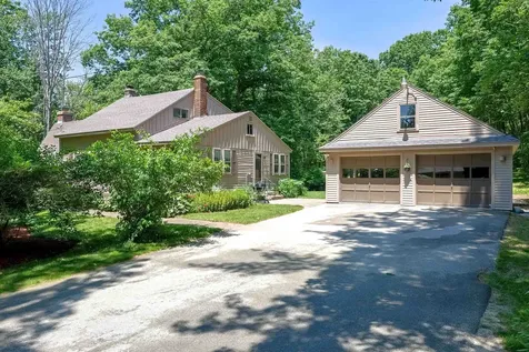 19 Rogers Road Bennington NH 03442