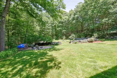 19 Rogers Road Bennington NH 03442