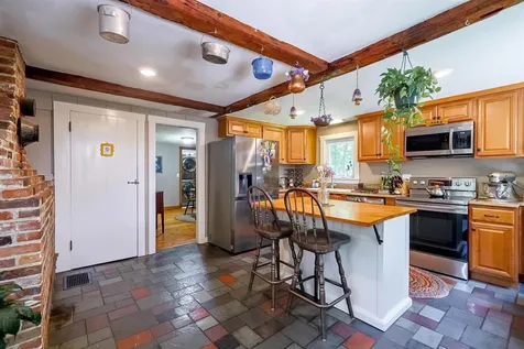19 Rogers Road Bennington NH 03442