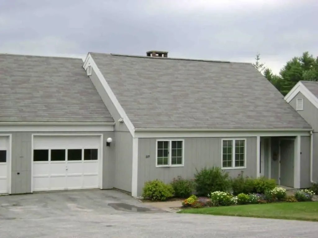 117 Hilltop Place New London NH 03257