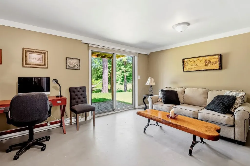 4 Bass Street Newmarket NH 03857