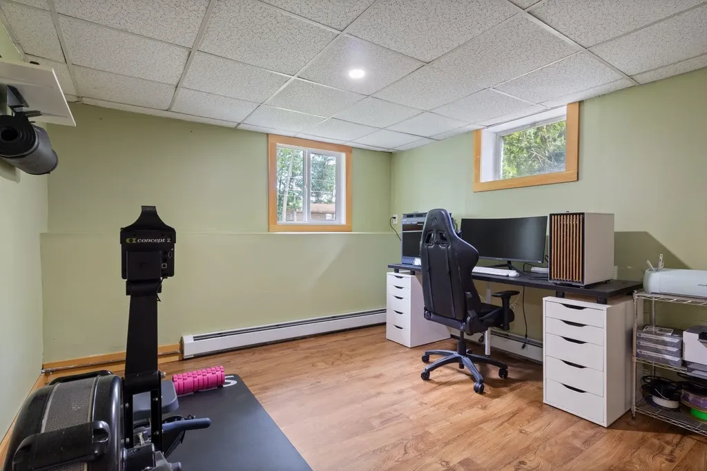 8 Diana Road Derry NH 03038