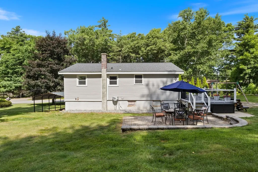 8 Diana Road Derry NH 03038