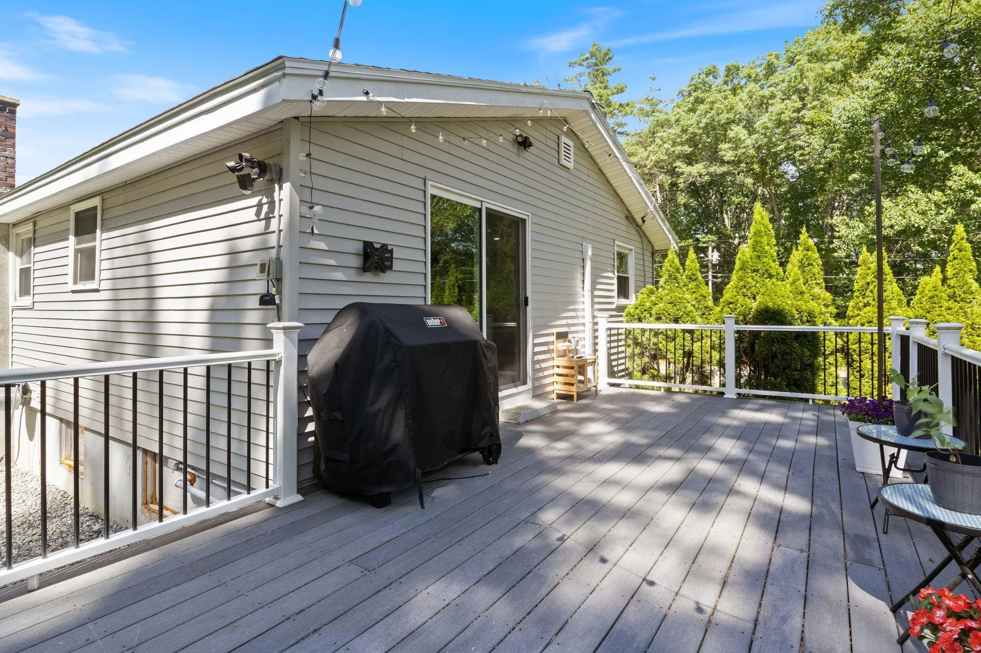 8 Diana Road Derry NH 03038