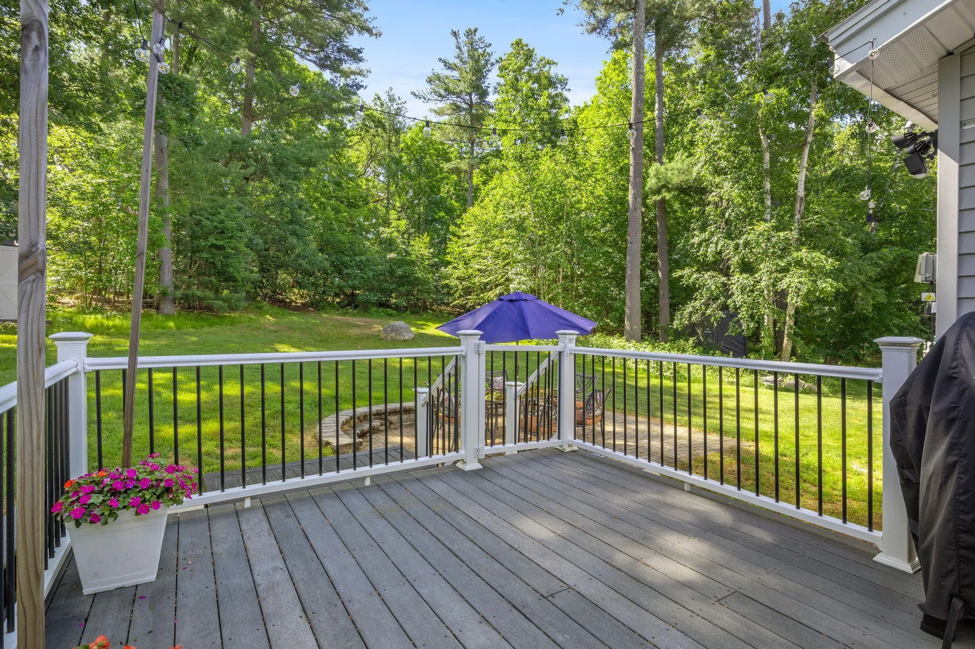 8 Diana Road Derry NH 03038
