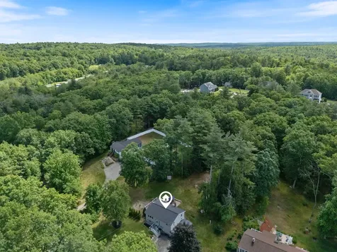 8 Diana Road Derry NH 03038