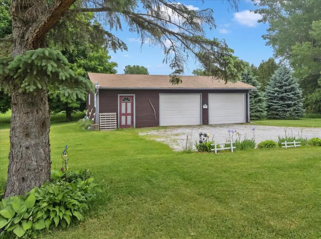 66 Poor Farm Road Alburgh VT 05440