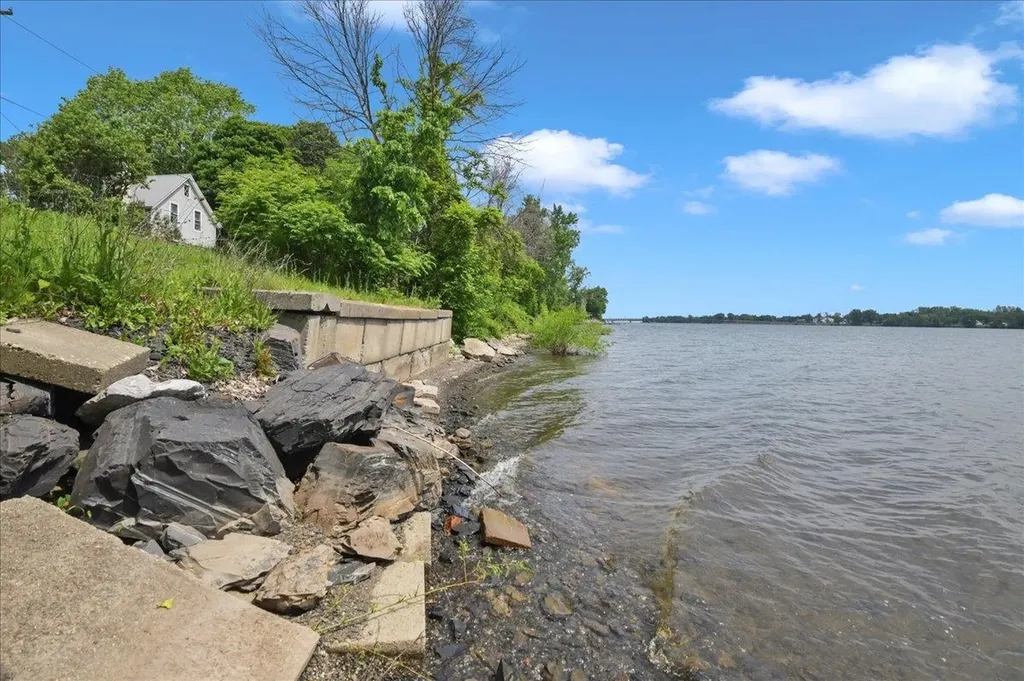 66 Poor Farm Road Alburgh VT 05440