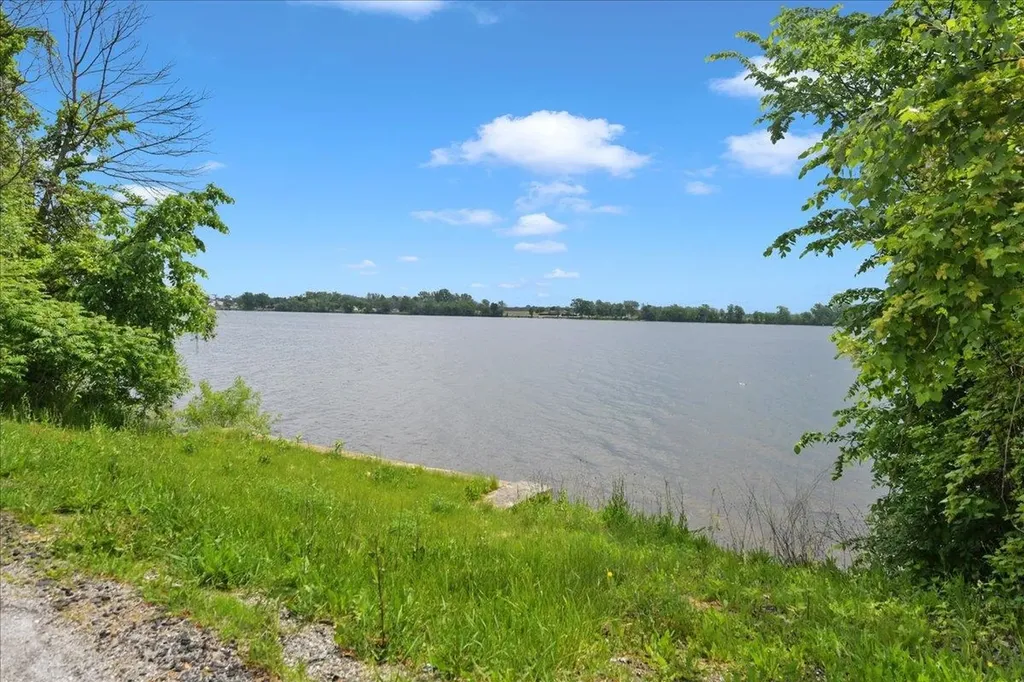 66 Poor Farm Road Alburgh VT 05440