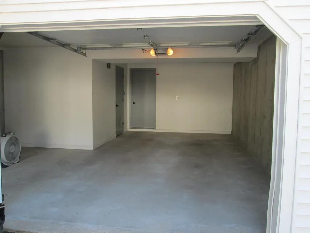 48 Ramsgate Ridge Nashua NH 03063