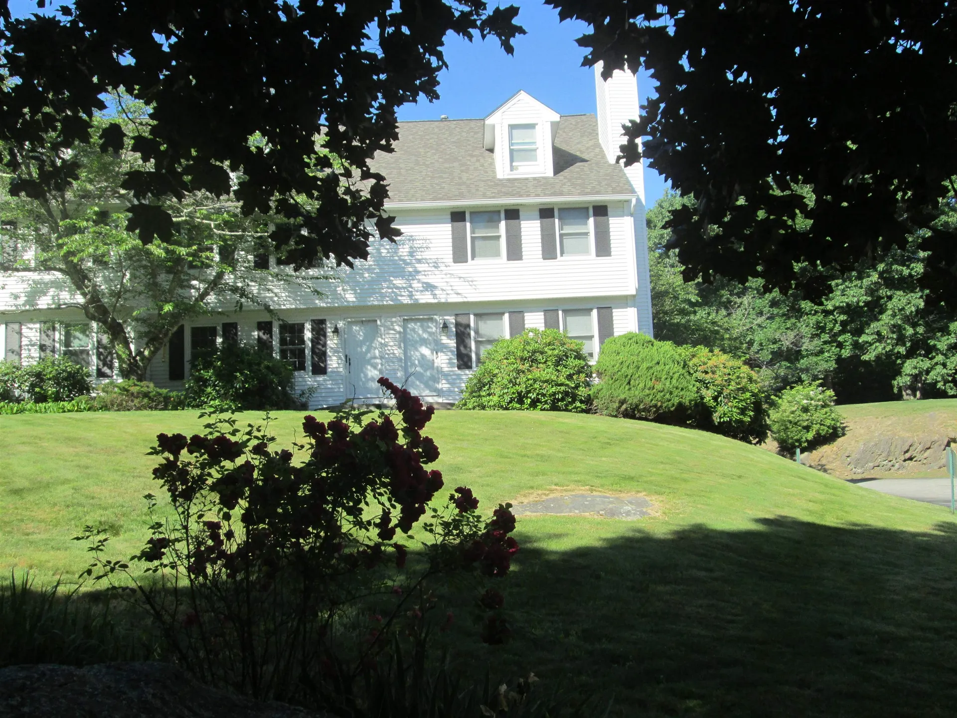 48 Ramsgate Ridge Nashua NH 03063