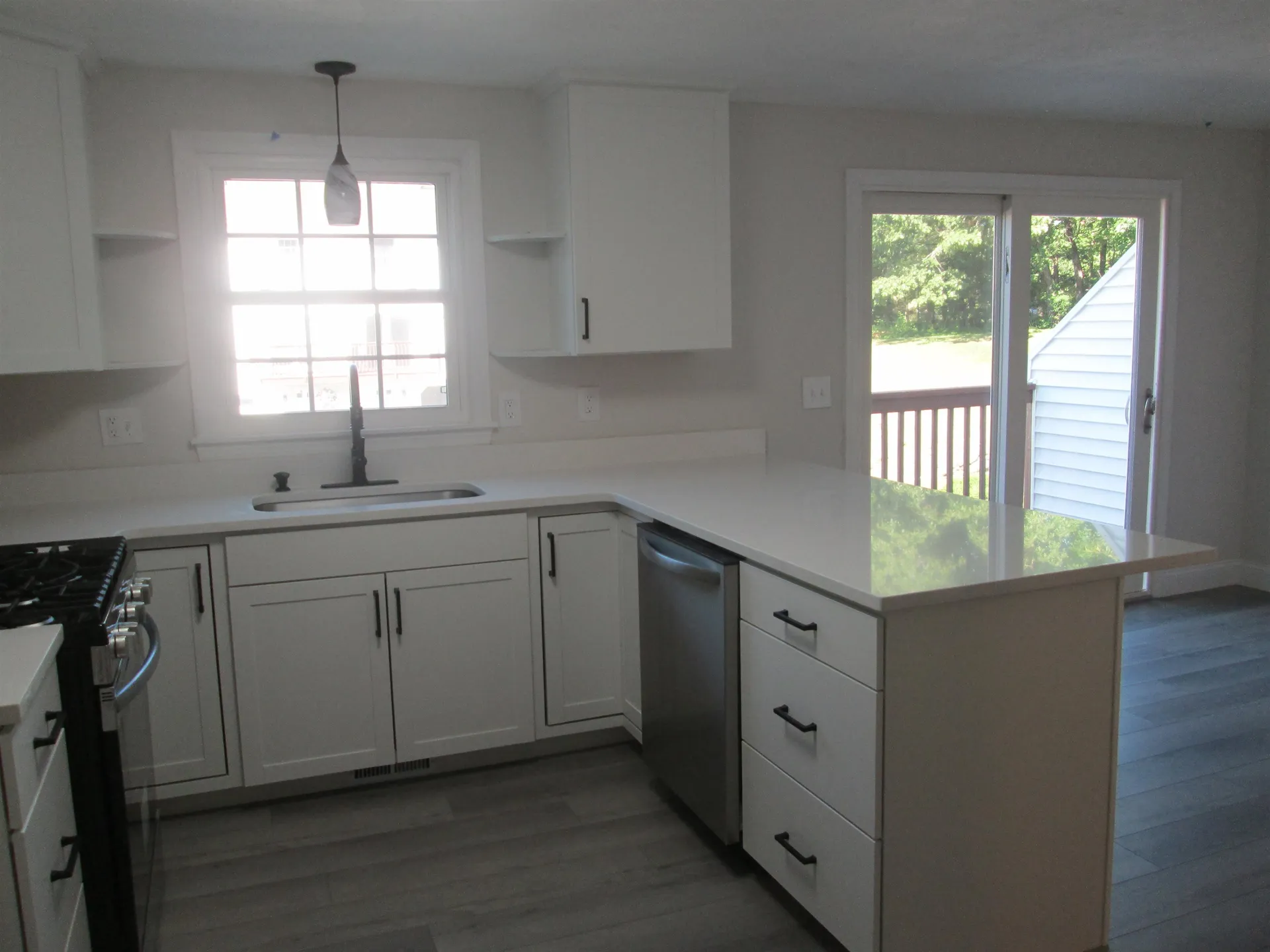 48 Ramsgate Ridge Nashua NH 03063