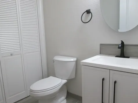 48 Ramsgate Ridge Nashua NH 03063