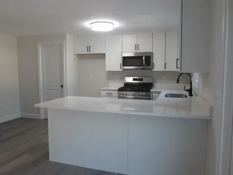 48 Ramsgate Ridge Nashua NH 03063