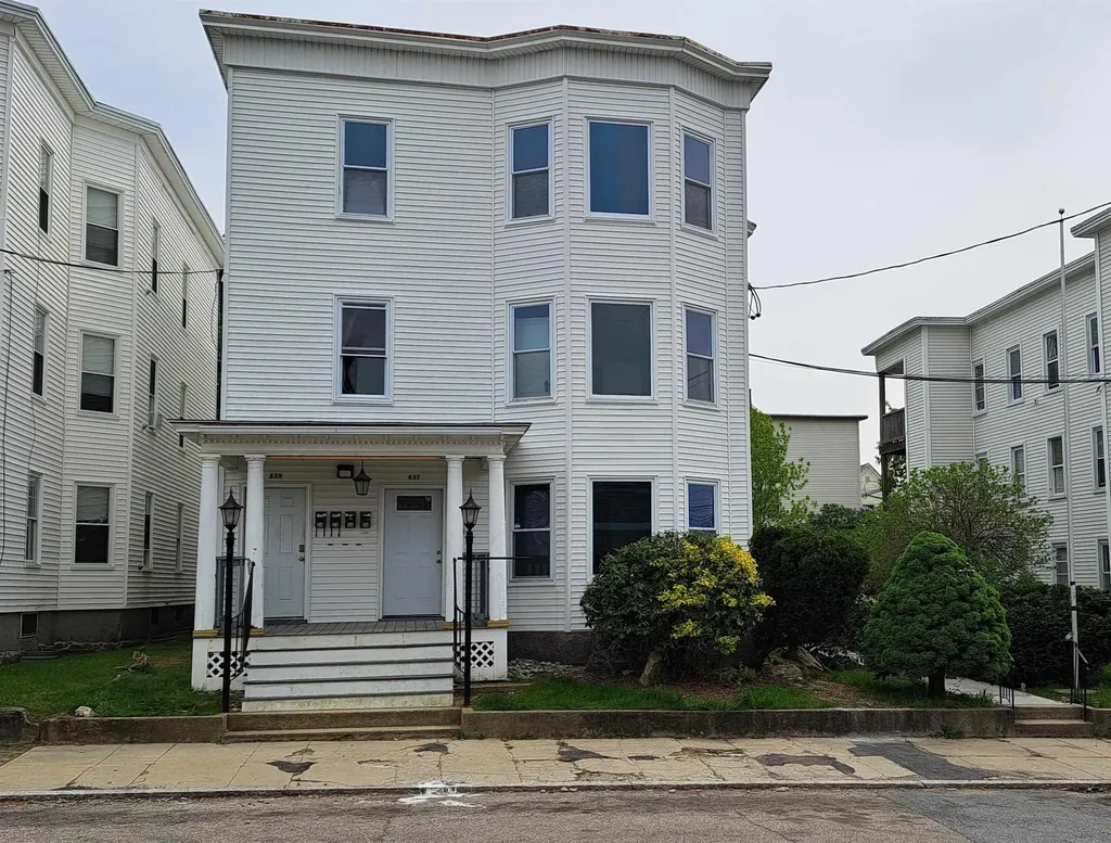 637 Harvard Street Manchester NH 03103