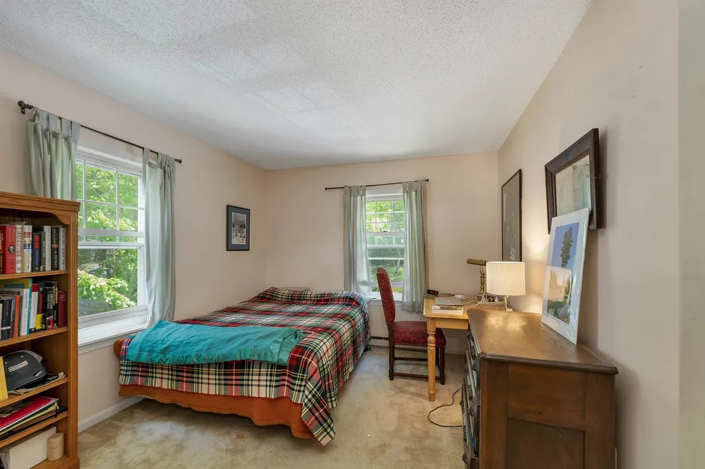 40-24 Harbor Way Wolfeboro NH 03894
