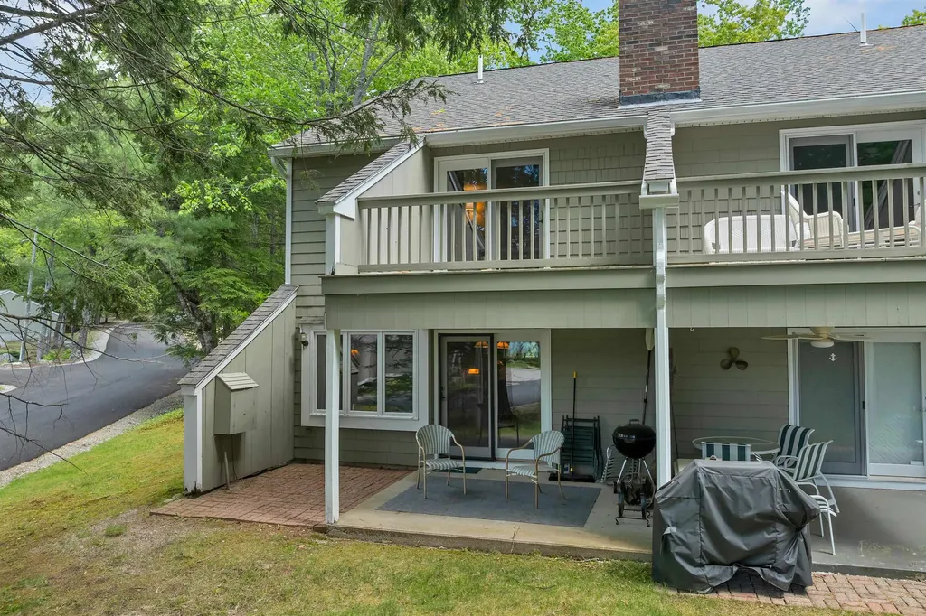 40-24 Harbor Way Wolfeboro NH 03894