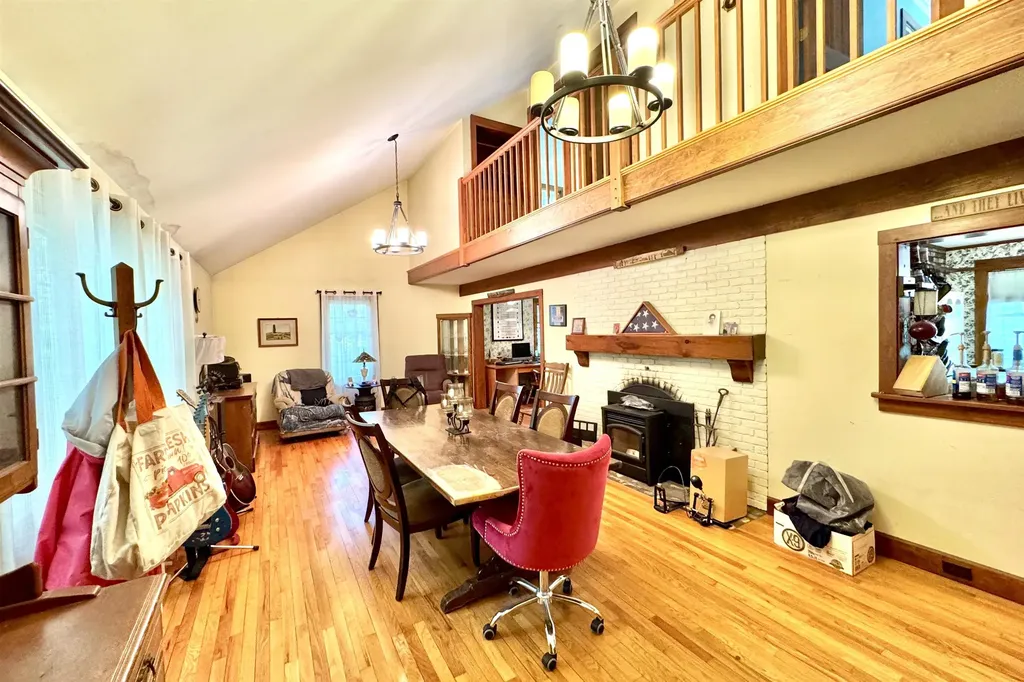 60 Abbot Hill Acres Road Wilton NH 03086