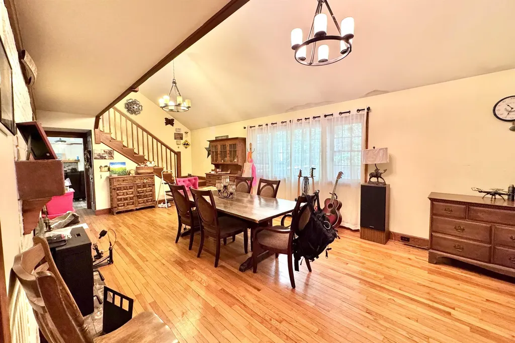 60 Abbot Hill Acres Road Wilton NH 03086
