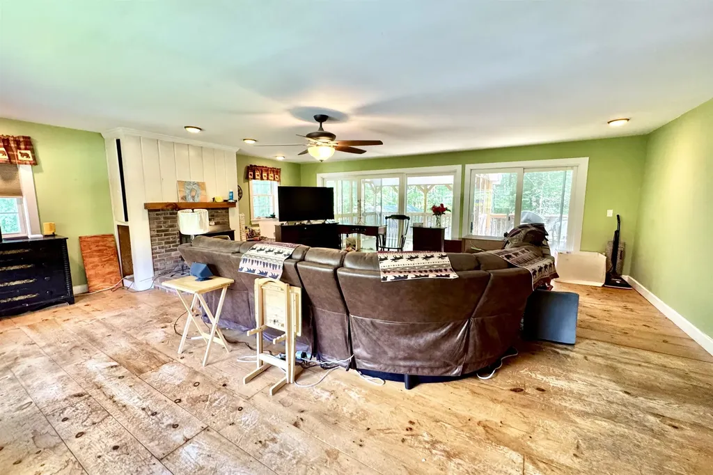 60 Abbot Hill Acres Road Wilton NH 03086