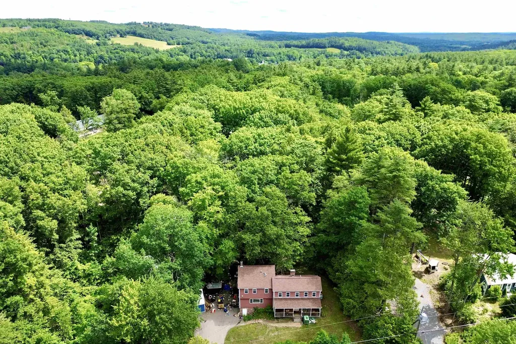 60 Abbot Hill Acres Road Wilton NH 03086