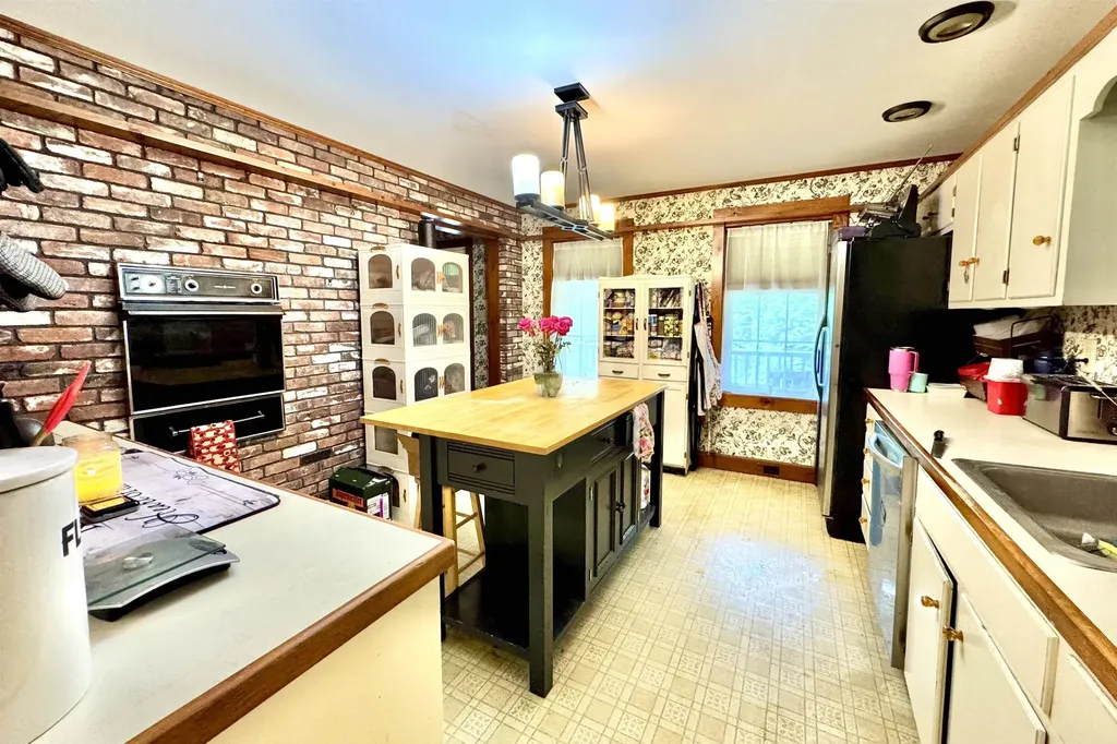 60 Abbot Hill Acres Road Wilton NH 03086