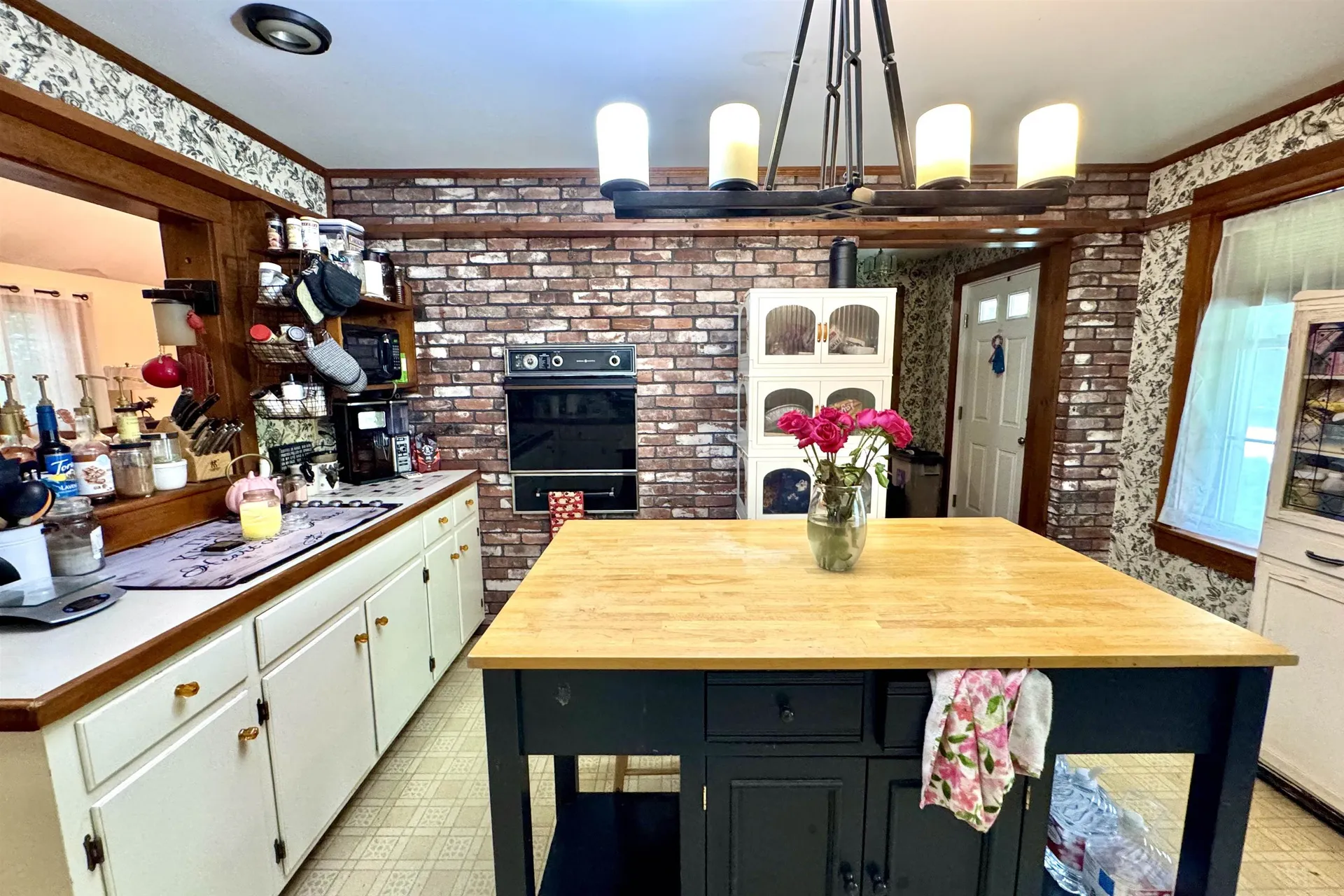 60 Abbot Hill Acres Road Wilton NH 03086