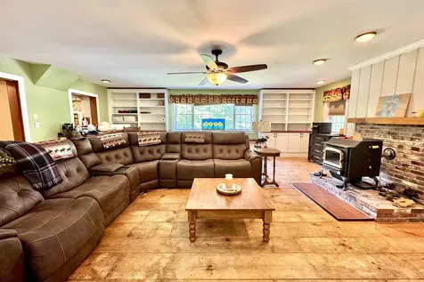 60 Abbot Hill Acres Road Wilton NH 03086