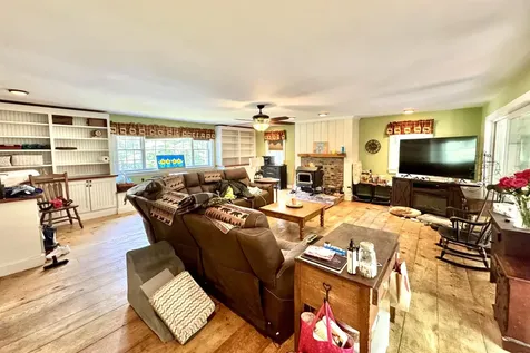 60 Abbot Hill Acres Road Wilton NH 03086