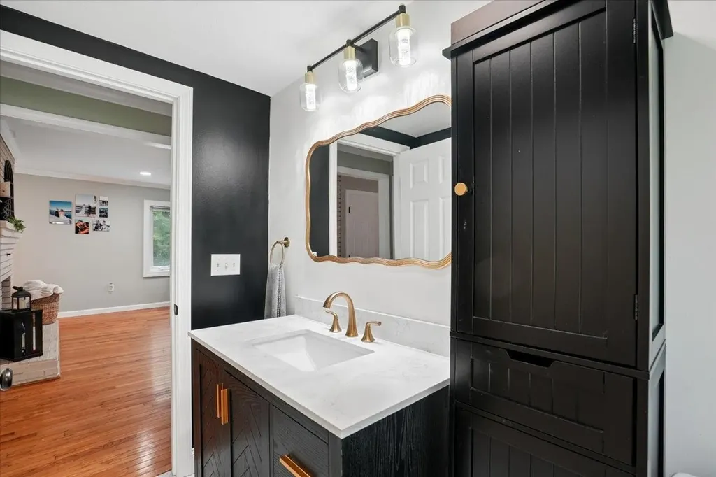 319 Windham Road Pelham NH 03076