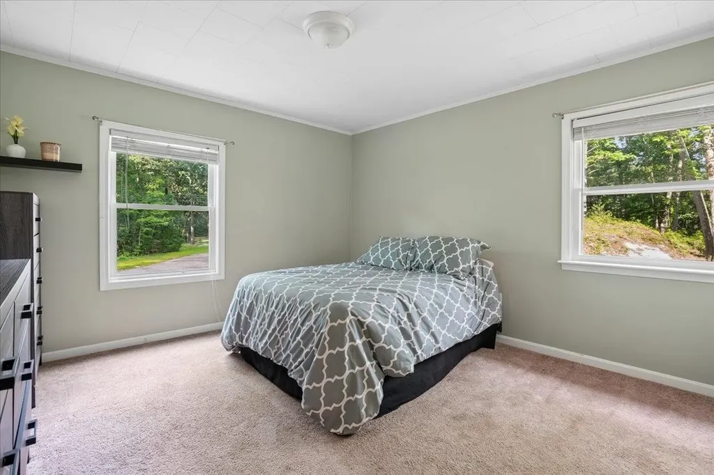 319 Windham Road Pelham NH 03076