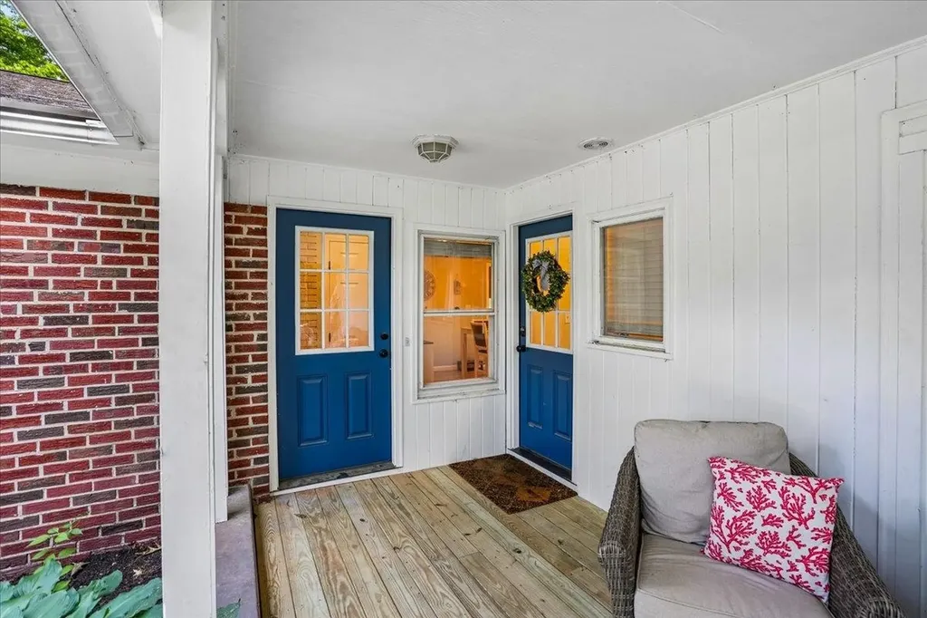 319 Windham Road Pelham NH 03076