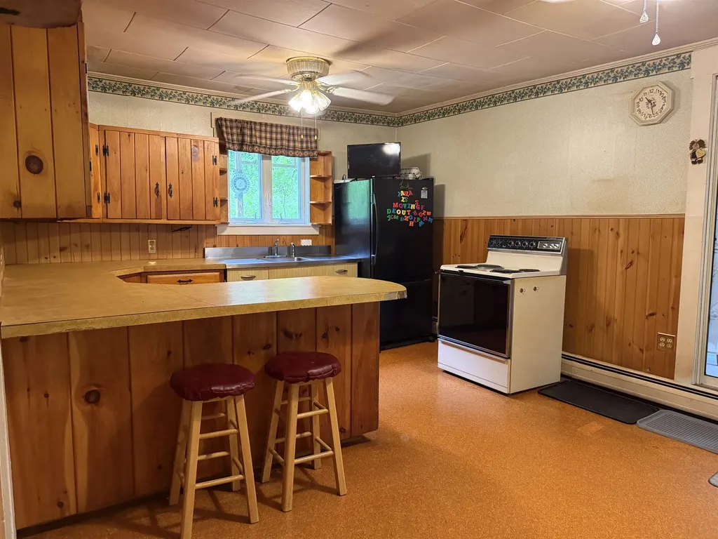 159 Stone Road Ryegate VT 05069