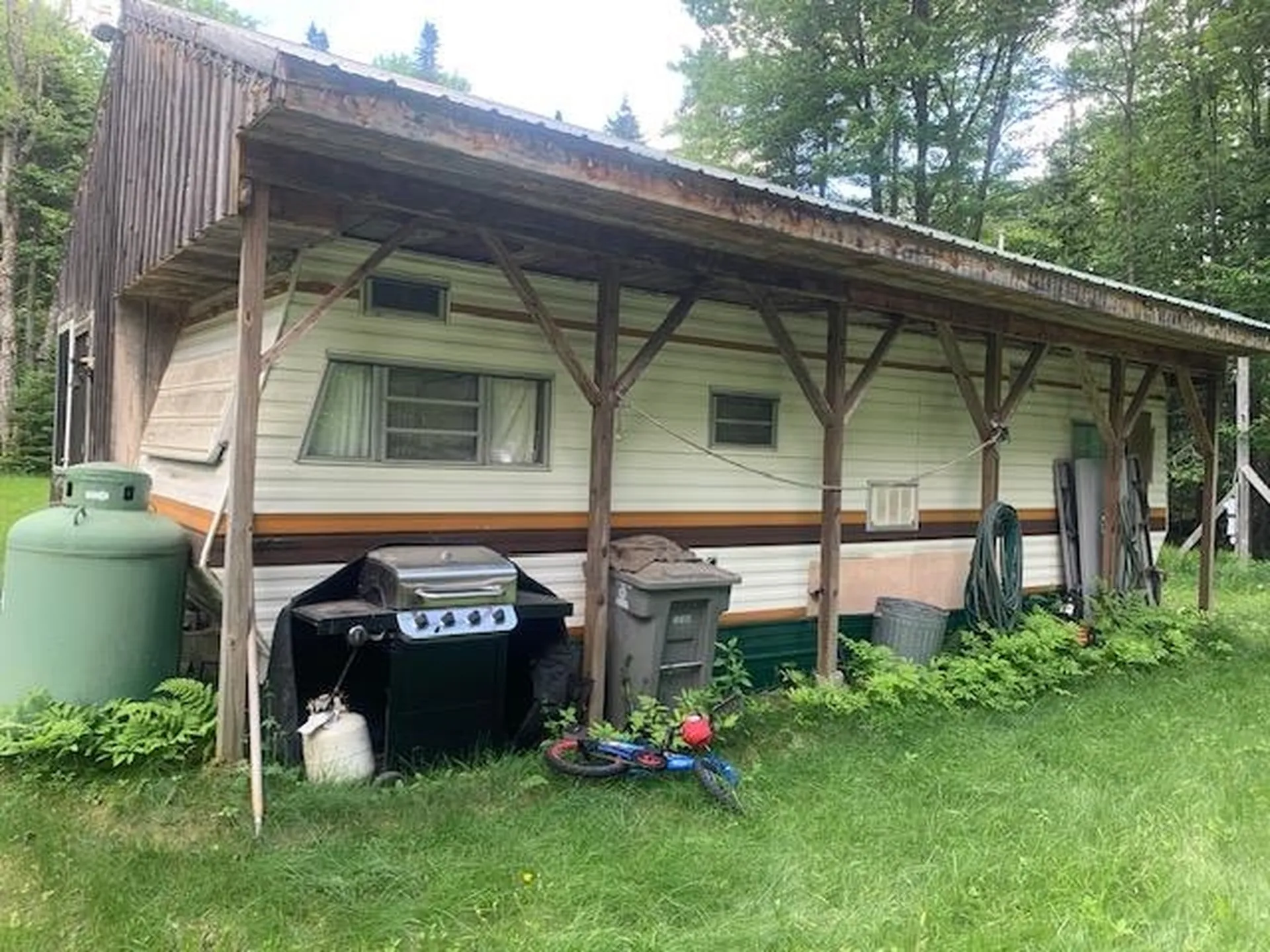 64 Wildcat Drive Pittsburg NH 03592