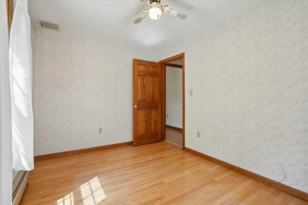 58 Joanne Drive Hooksett NH 03106