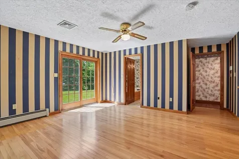 58 Joanne Drive Hooksett NH 03106