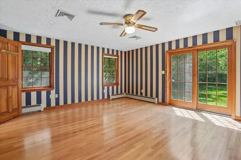 58 Joanne Drive Hooksett NH 03106