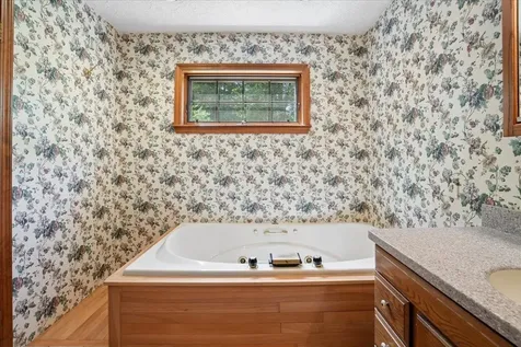 58 Joanne Drive Hooksett NH 03106
