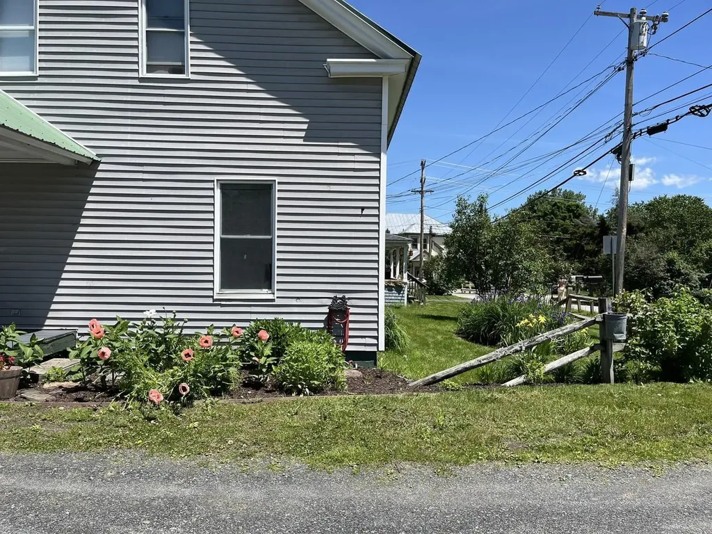 357 Main Street Duxbury VT 05676