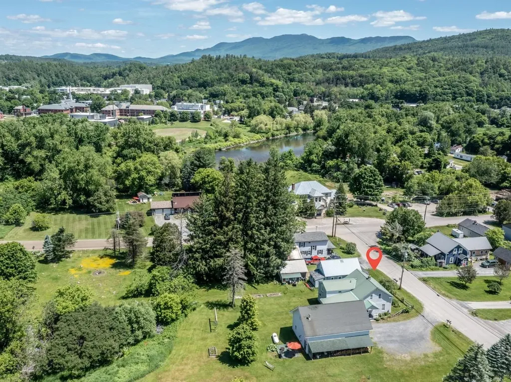 357 Main Street Duxbury VT 05676