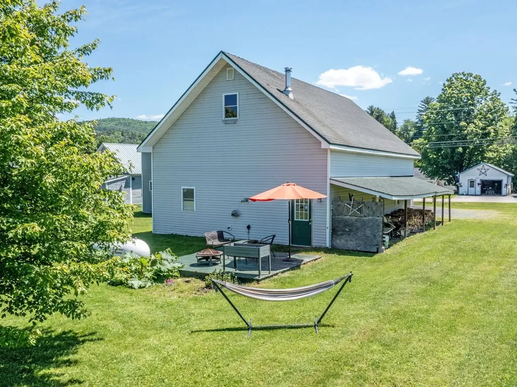 357 Main Street Duxbury VT 05676