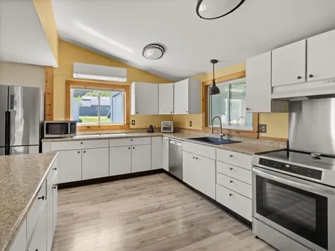 357 Main Street Duxbury VT 05676