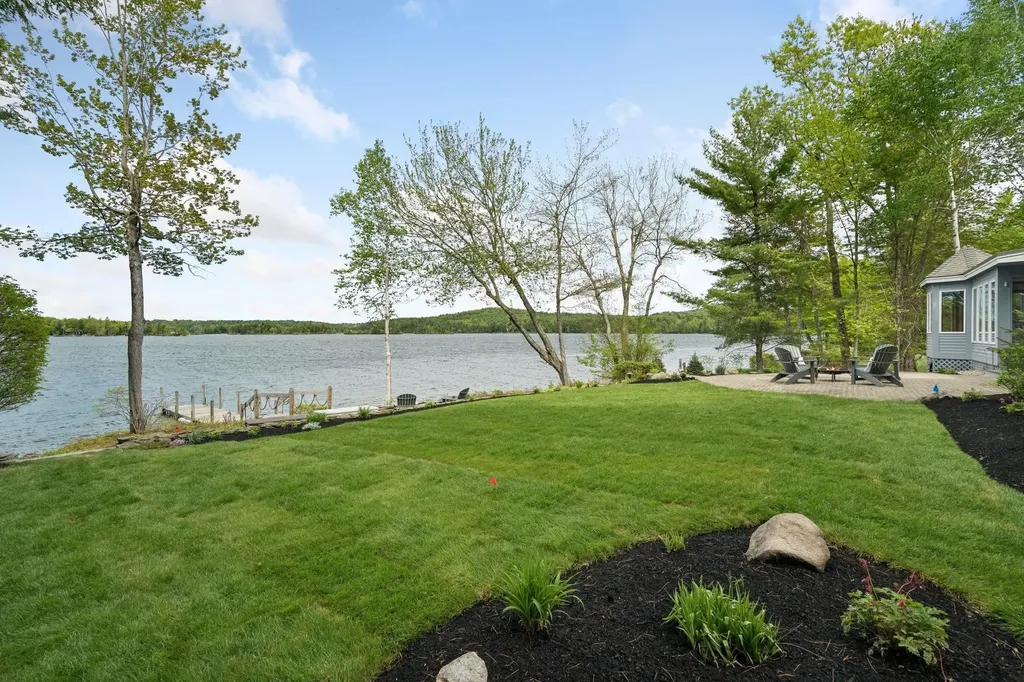 122 Pipers Point Alton NH 03809