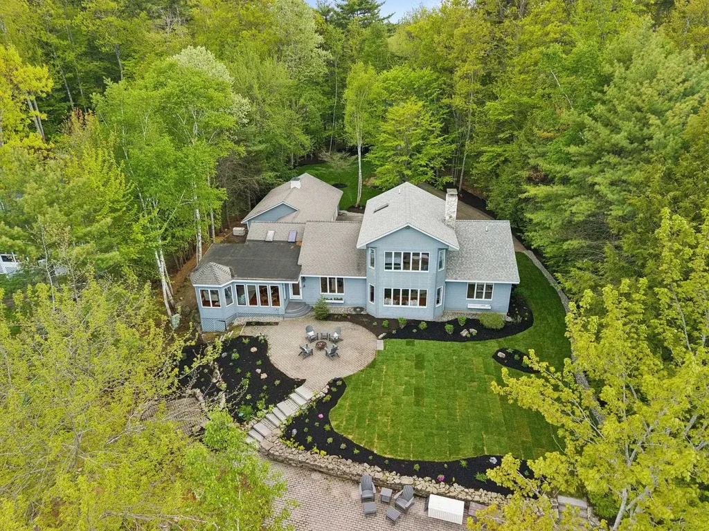 122 Pipers Point Alton NH 03809