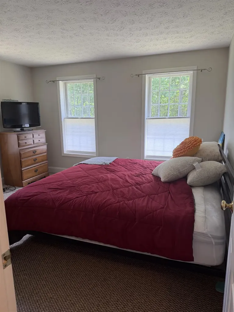 83 Ferson Road Francestown NH 03043