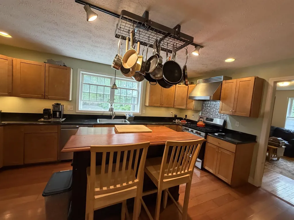 83 Ferson Road Francestown NH 03043