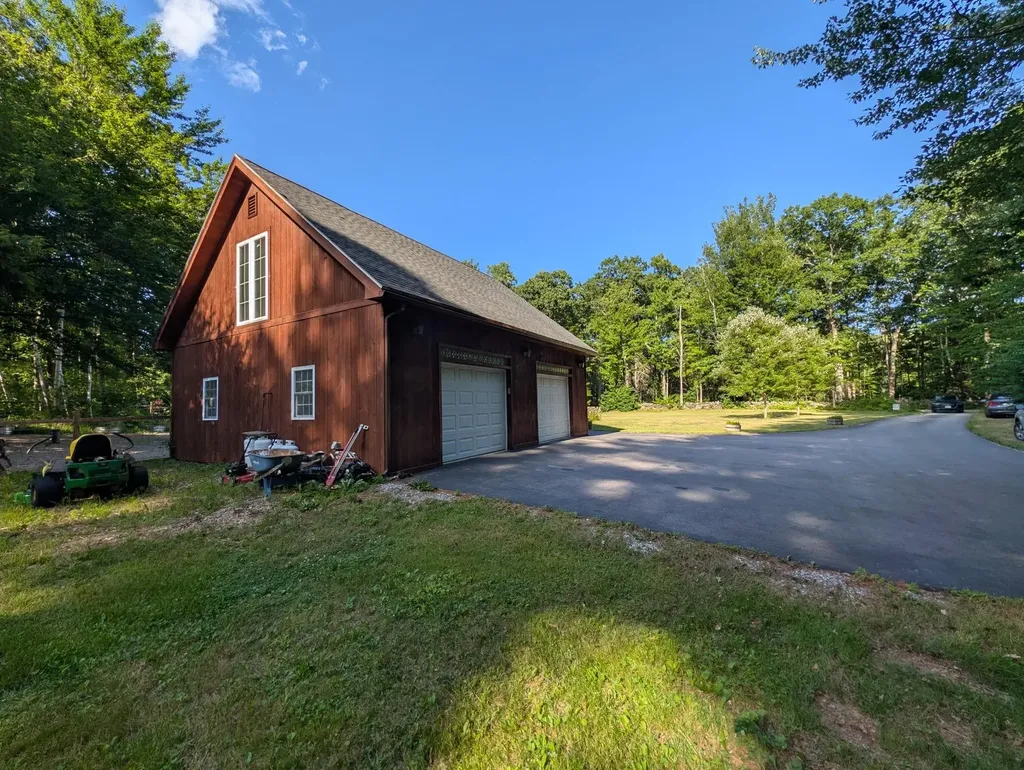 83 Ferson Road Francestown NH 03043